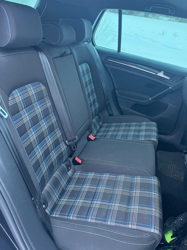 2015 VOLKSWAGEN GOLF - 9