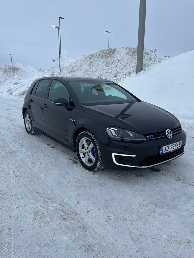 WVWZZZAUZGW801048 2015 VOLKSWAGEN GOLF-1