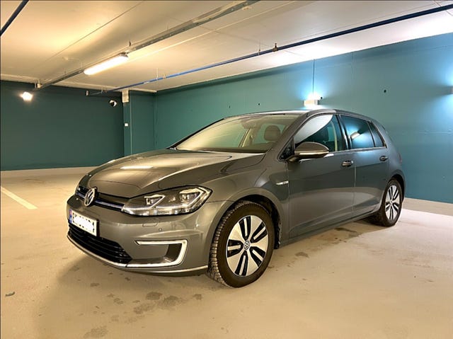 WVWZZZAUZJ8902513 2018 VOLKSWAGEN GOLF-0