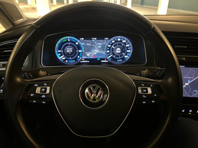 2018 VOLKSWAGEN GOLF - 11
