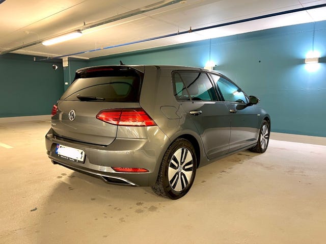 WVWZZZAUZJ8902513 2018 VOLKSWAGEN GOLF-3