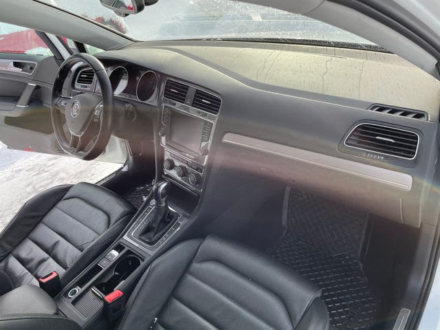 2015 VOLKSWAGEN GOLF - 12