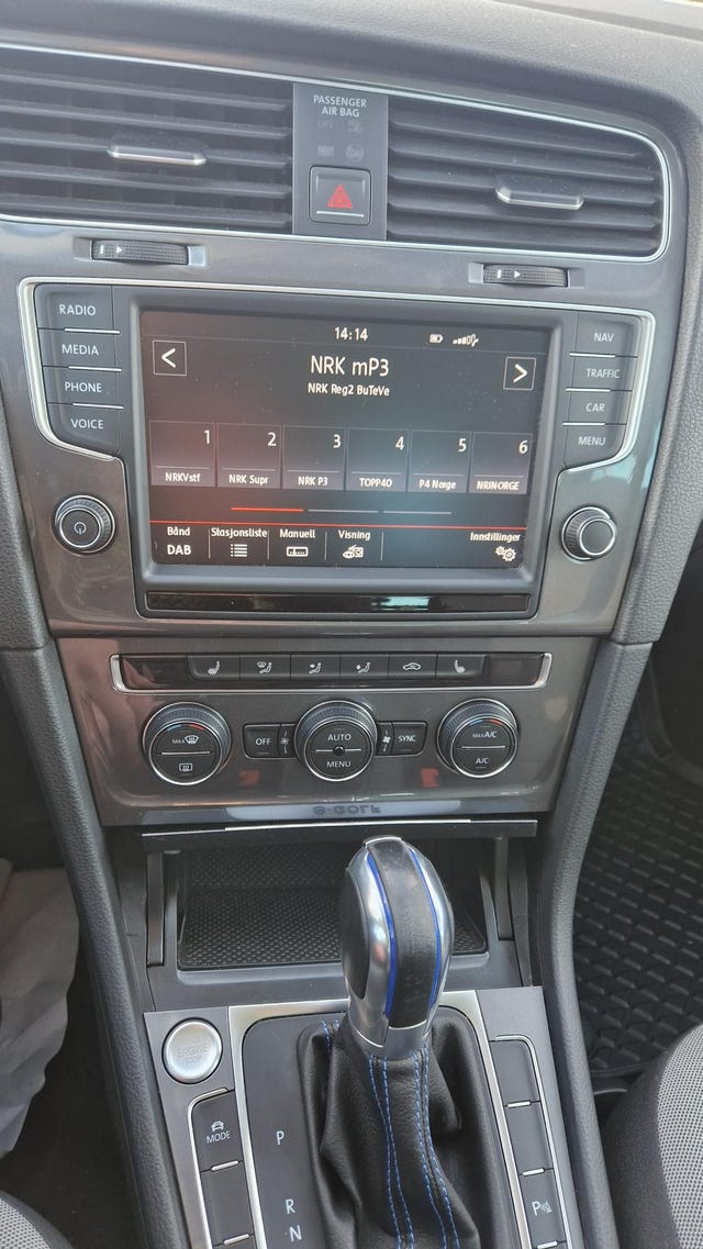 2015 VOLKSWAGEN GOLF - 10