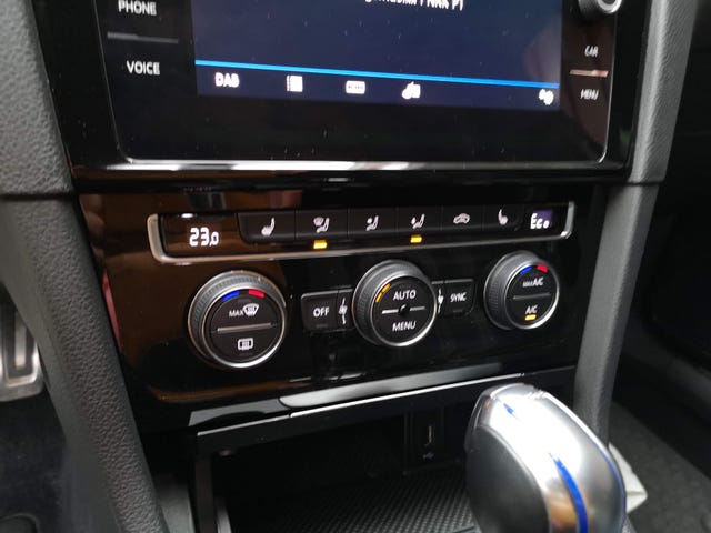 2018 VOLKSWAGEN GOLF - 17