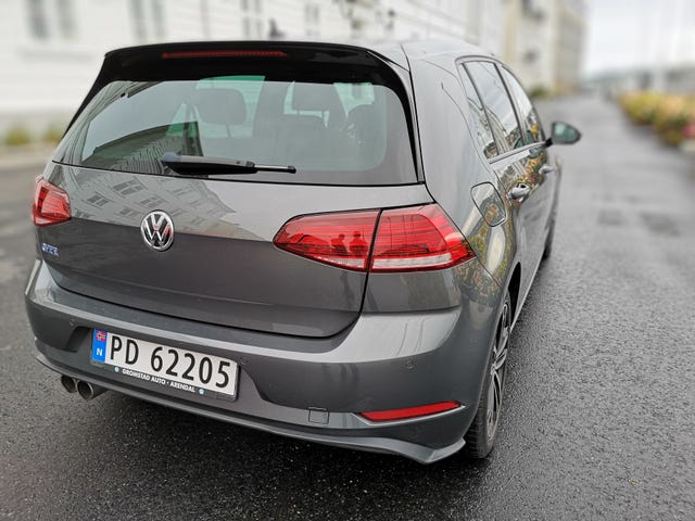WVWZZZAUZJW805620 2018 VOLKSWAGEN GOLF-3