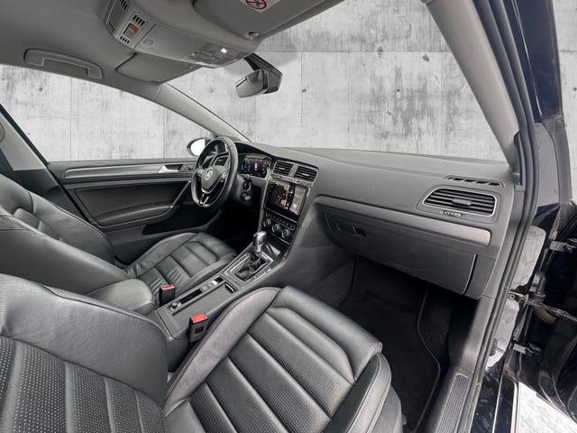 2018 VOLKSWAGEN GOLF - 20
