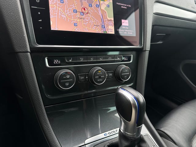 2018 VOLKSWAGEN GOLF - 26