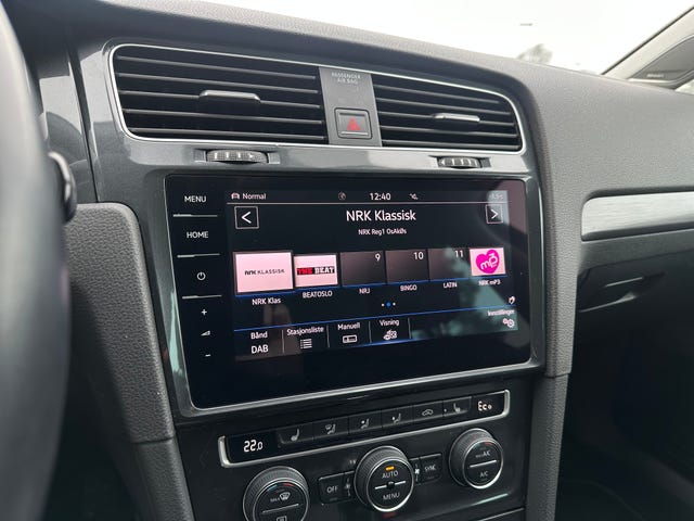 2018 VOLKSWAGEN GOLF - 30
