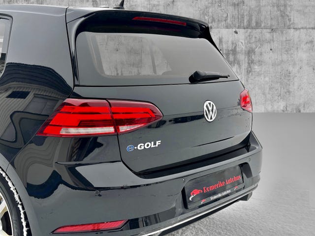 2018 VOLKSWAGEN GOLF - 10