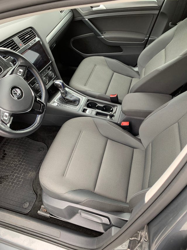 2019 VOLKSWAGEN GOLF - 10