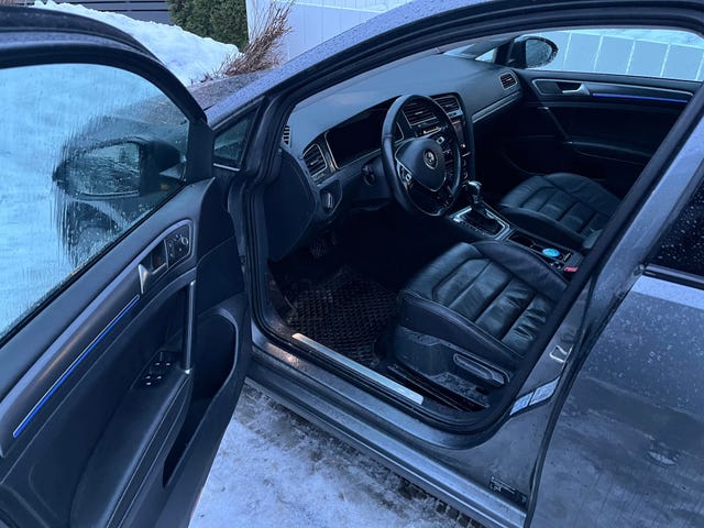2018 VOLKSWAGEN GOLF - 11