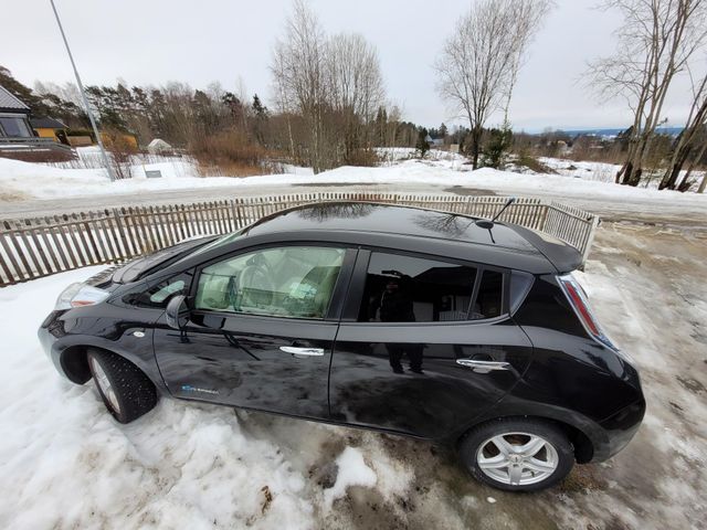 2012 NISSAN LEAF - 13