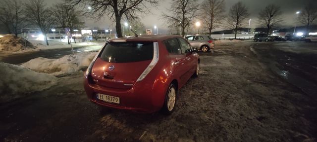 2012 NISSAN LEAF - 7