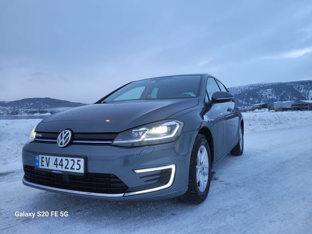 WVWZZZAUZK8905493 2019 VOLKSWAGEN GOLF-0