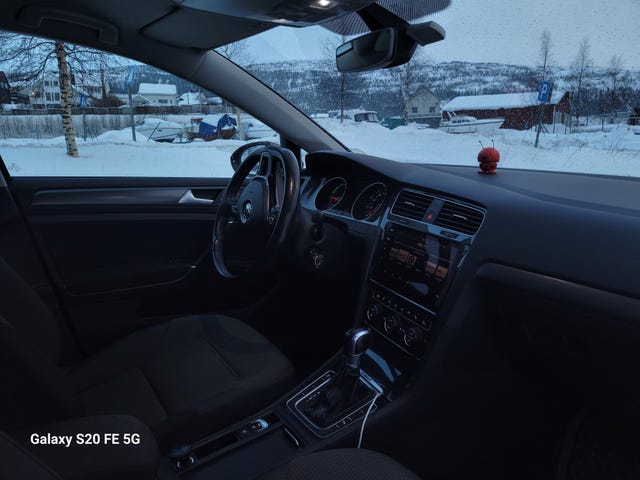 2019 VOLKSWAGEN GOLF - 11