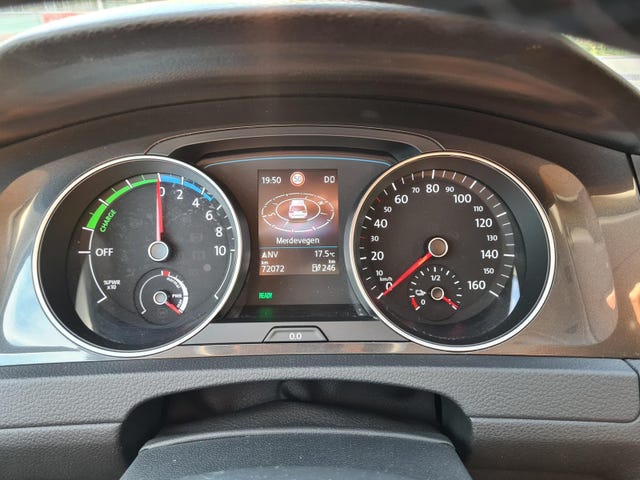 2019 VOLKSWAGEN GOLF - 7