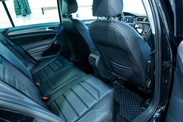 2019 VOLKSWAGEN GOLF - 13