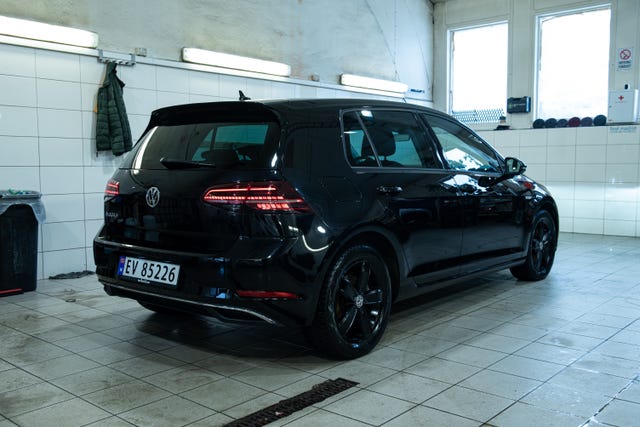 WVWZZZAUZKW912639 2019 VOLKSWAGEN GOLF-5