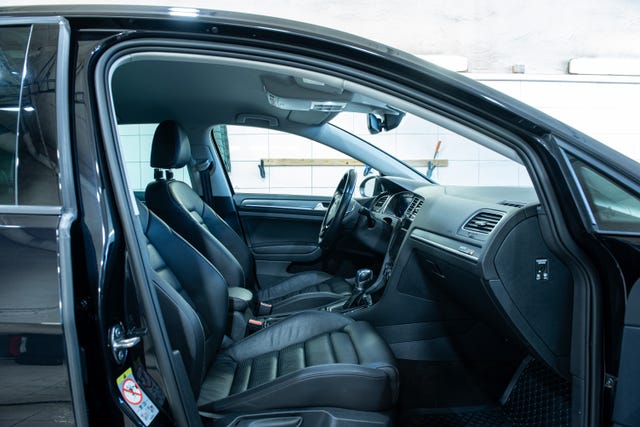 2019 VOLKSWAGEN GOLF - 11