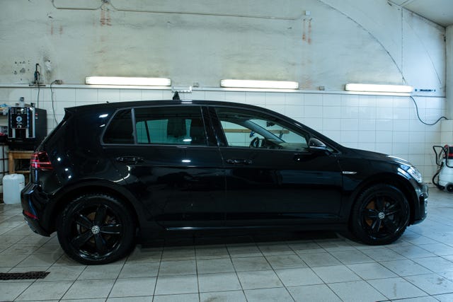 2019 VOLKSWAGEN GOLF - 9