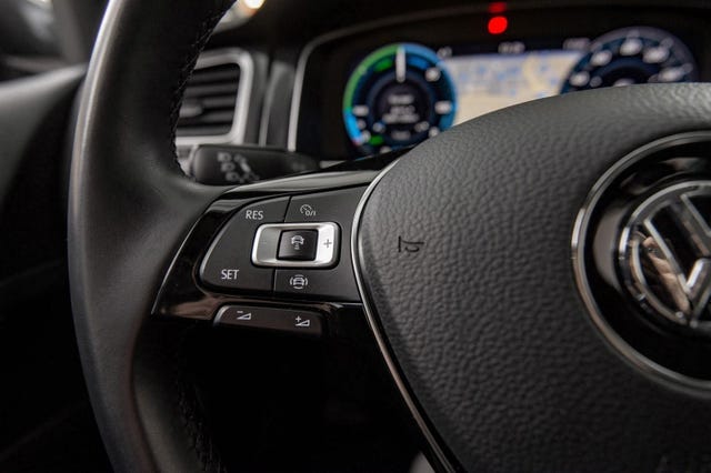 2019 VOLKSWAGEN GOLF - 13