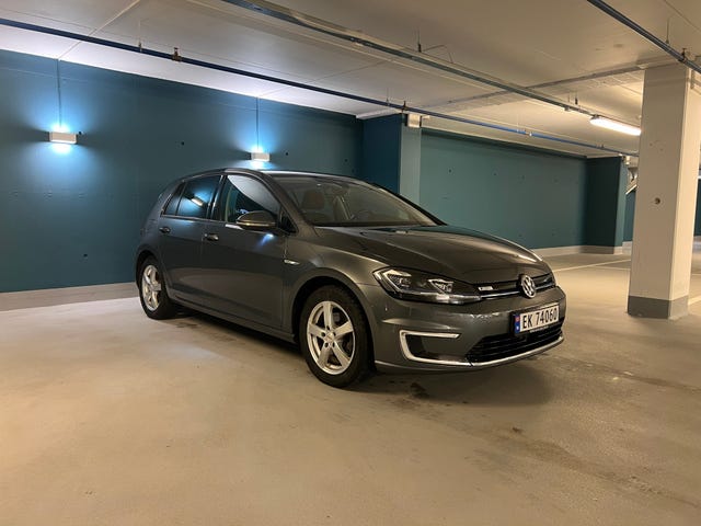 WVWZZZAUZJ8903112 2018 VOLKSWAGEN GOLF-0