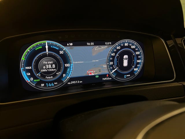 2018 VOLKSWAGEN GOLF - 12