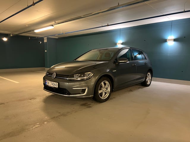 WVWZZZAUZJ8903112 2018 VOLKSWAGEN GOLF-2
