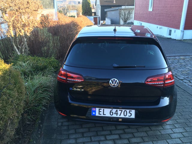 2015 VOLKSWAGEN GOLF - 8