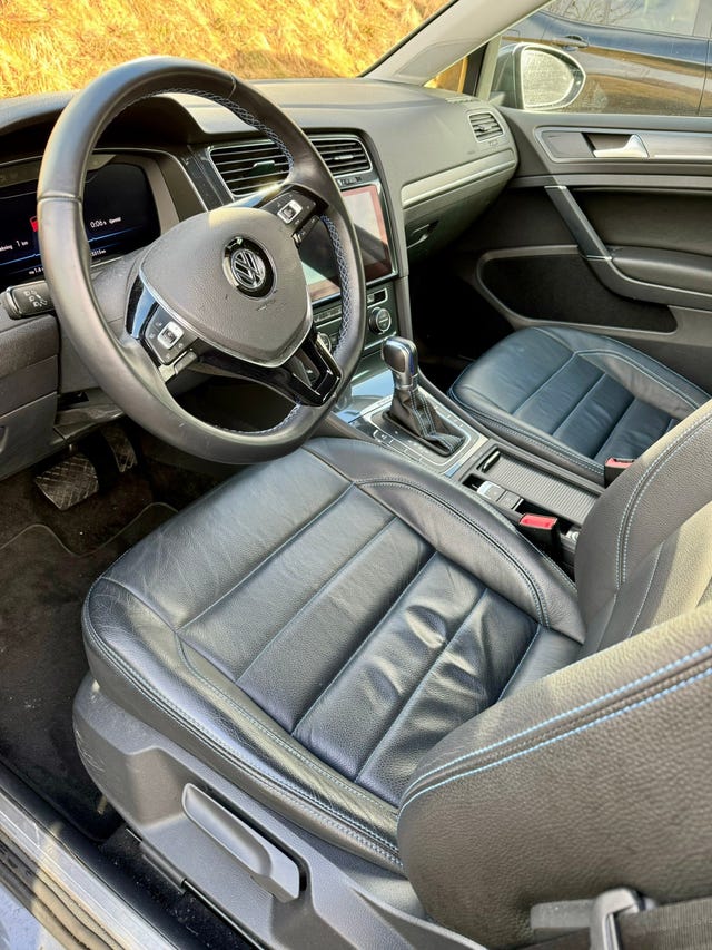 WVWZZZAUZKW901318 2019 VOLKSWAGEN GOLF-5