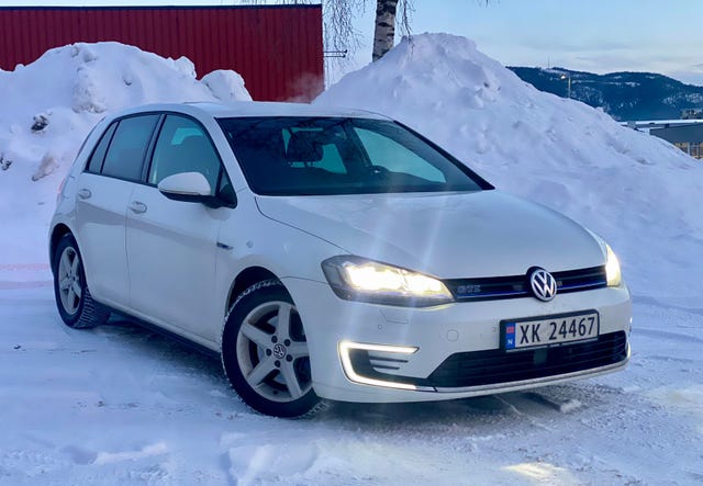 WVWZZZAUZFW804588 2015 VOLKSWAGEN GOLF-2