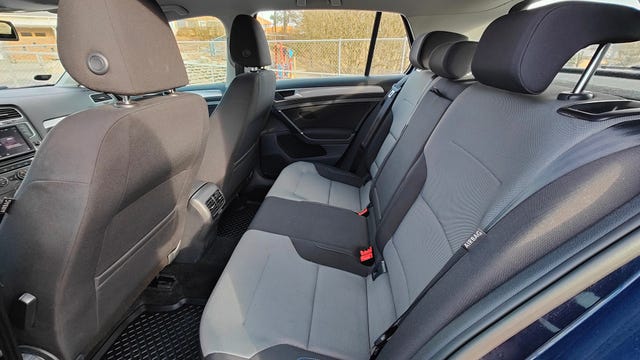 2015 VOLKSWAGEN GOLF - 10