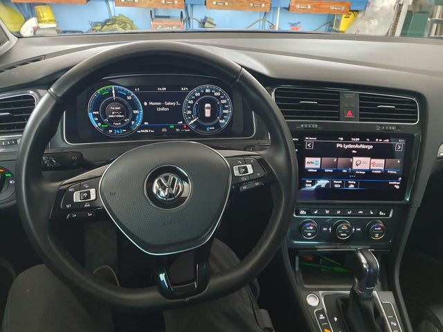 2018 VOLKSWAGEN GOLF - 12