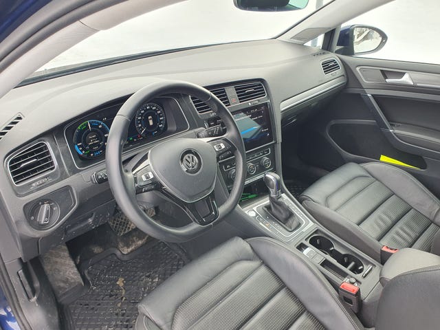 2018 VOLKSWAGEN GOLF - 10