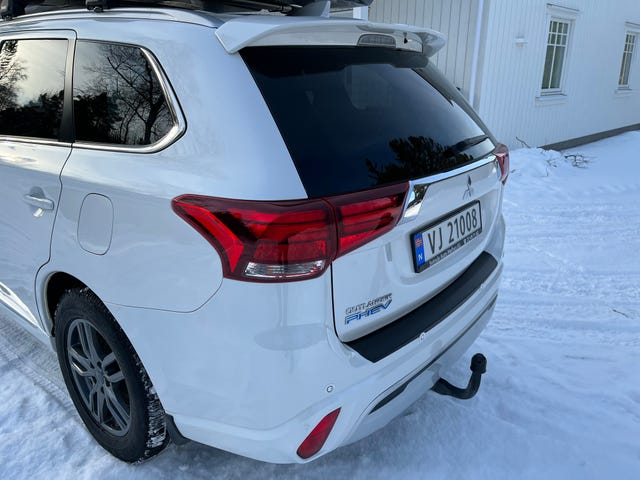 2020 MITSUBISHI OUTLANDER - 23