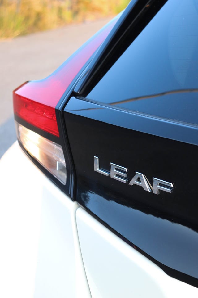 2018 NISSAN LEAF - 16