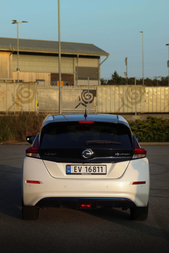 2018 NISSAN LEAF - 7