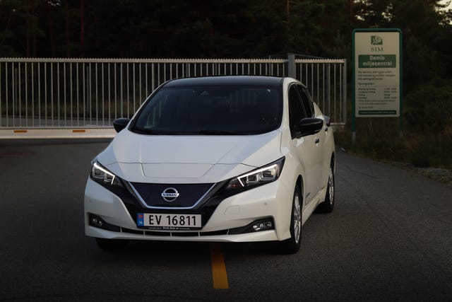 SJNFAAZE1U0027400 2018 NISSAN LEAF-1