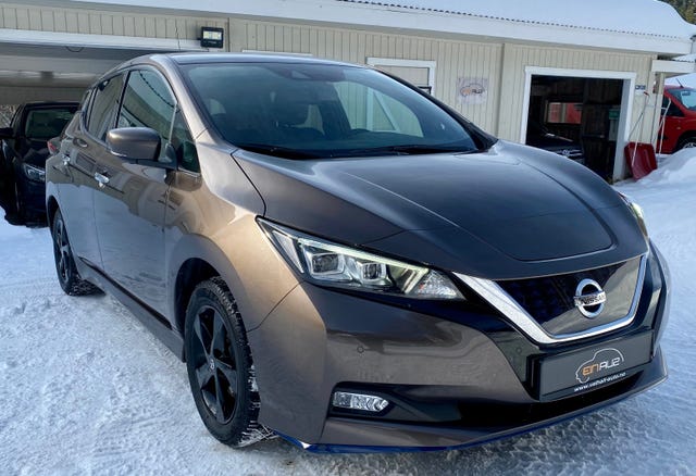 SJNFAAZE1U0104233 2020 NISSAN LEAF-2