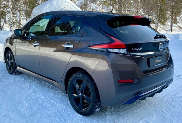 2020 NISSAN LEAF - 7