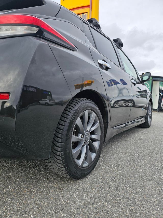 SJNFAAZE1U0007580 2018 NISSAN LEAF-5