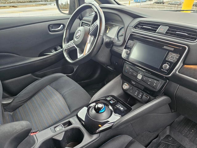 2018 NISSAN LEAF - 15