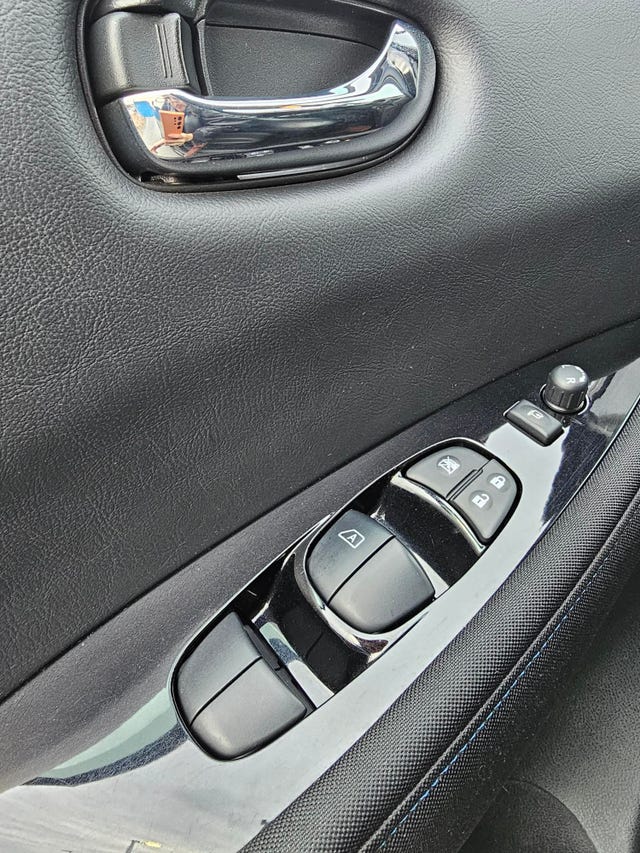 2018 NISSAN LEAF - 14