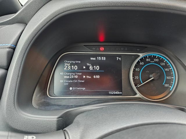 2018 NISSAN LEAF - 12