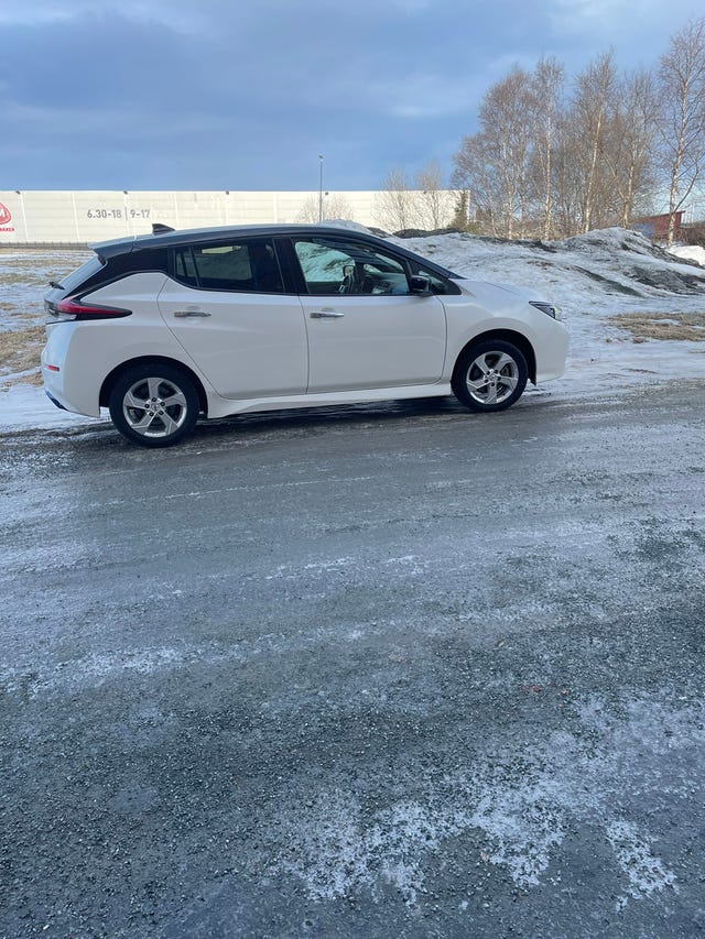 SJNFAAZE1U0119580 2021 NISSAN LEAF-1