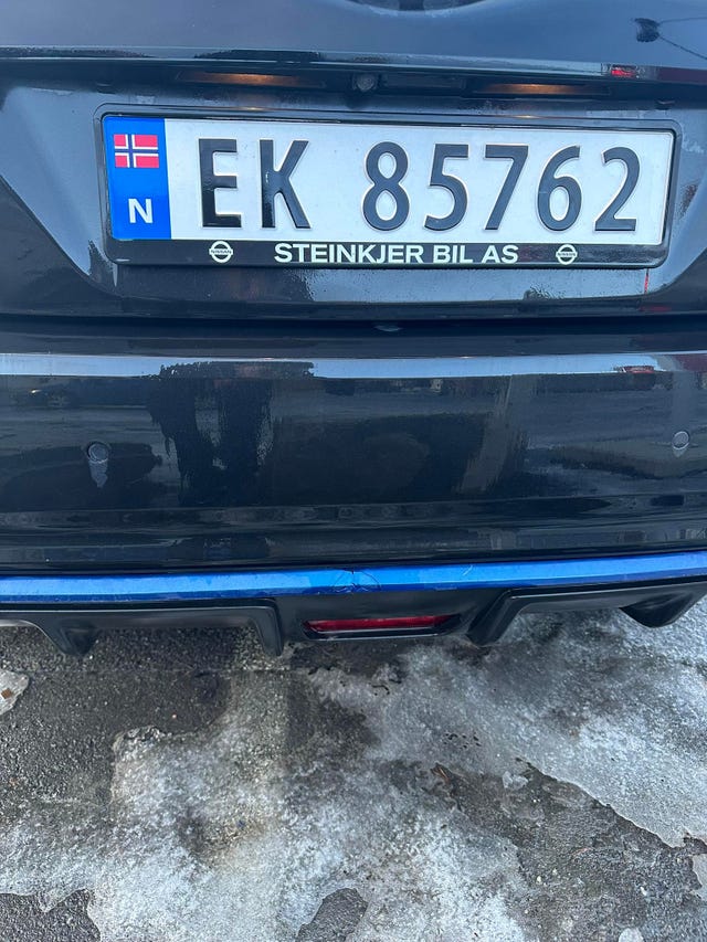 2018 NISSAN LEAF - 12