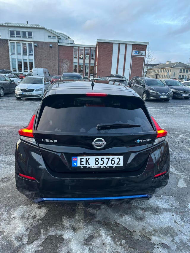 SJNFAAZE1U0016026 2018 NISSAN LEAF-1