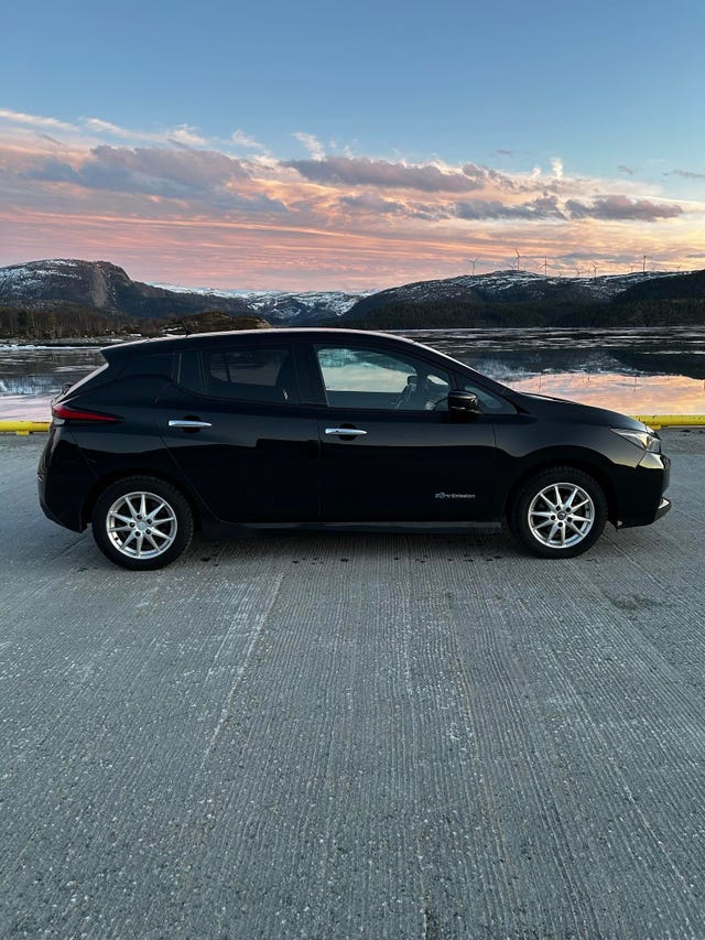 SJNFAAZE1U0006644 2018 NISSAN LEAF-1