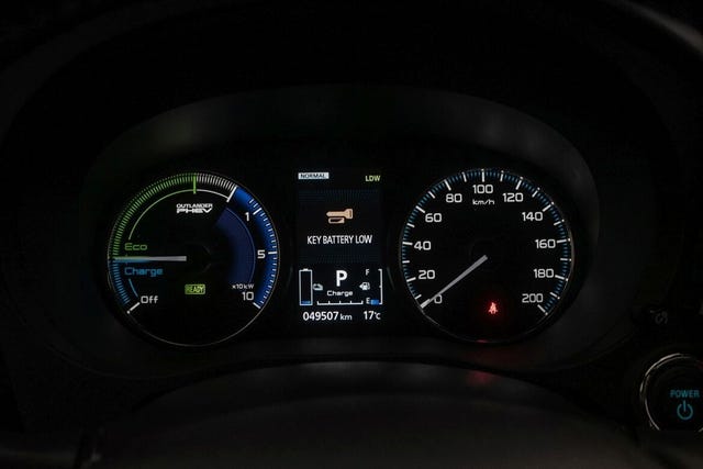 2020 MITSUBISHI OUTLANDER - 9