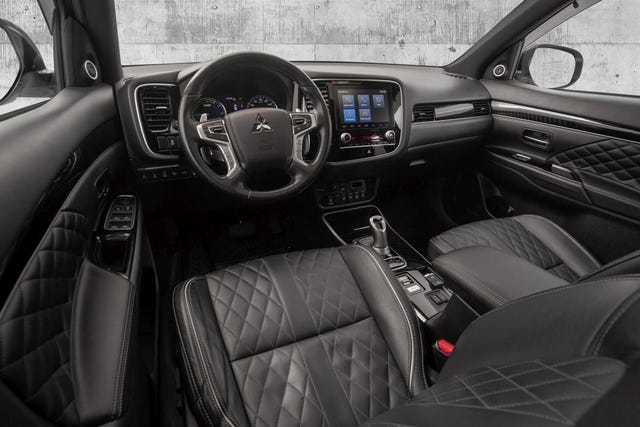 2020 MITSUBISHI OUTLANDER - 18